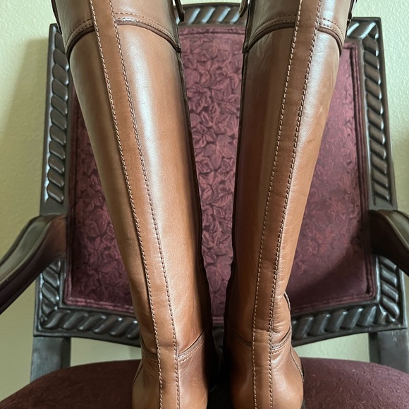Like new story Burch brown riding boot women’s size 8 - Picture 5 of 7